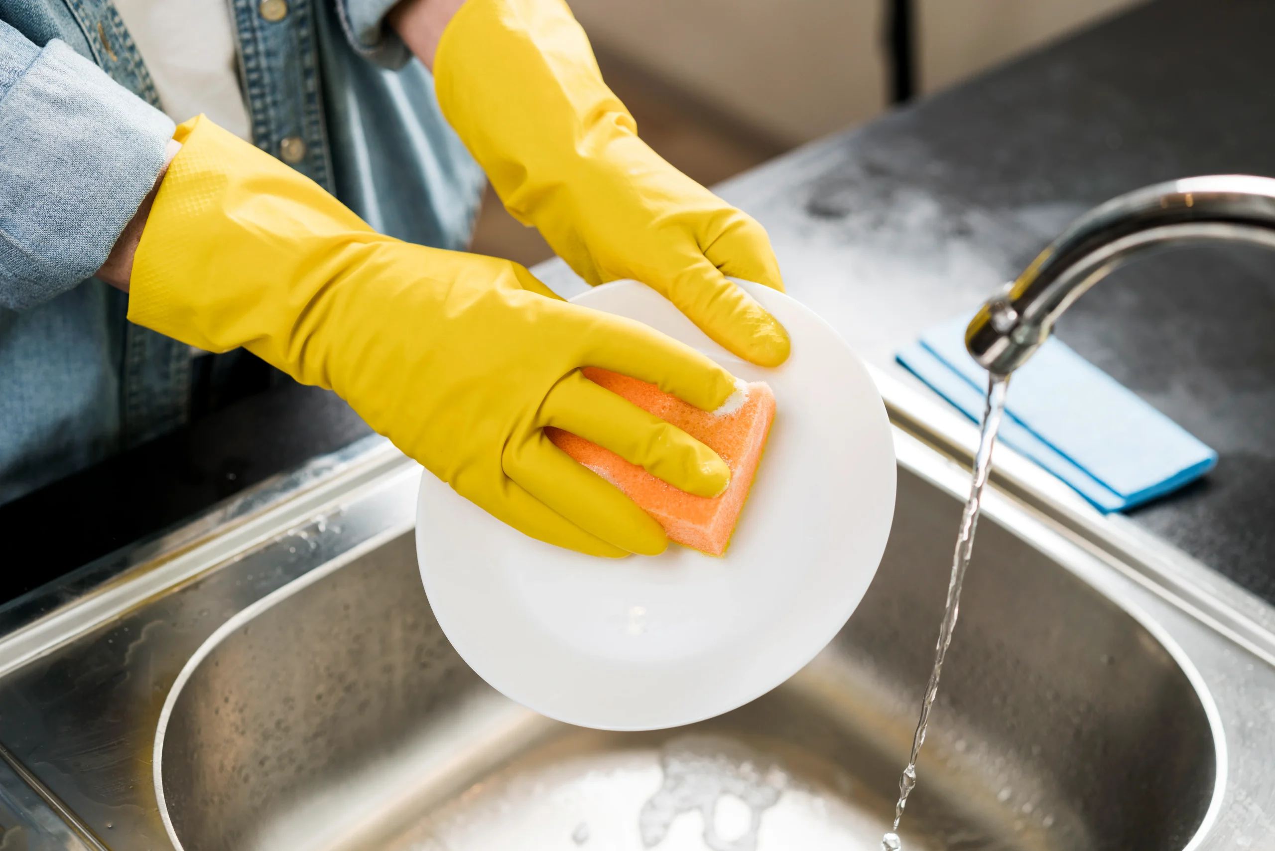 Reuse Magic Eraser-wash dishes